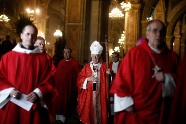 Cardinal in Scandals